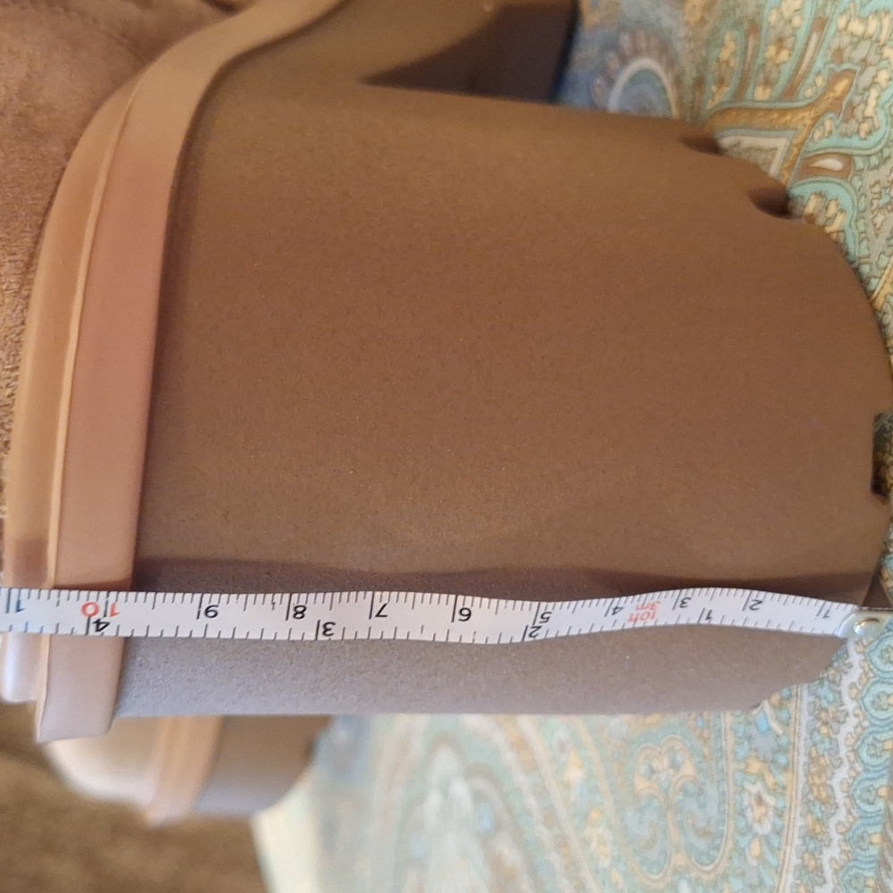Beige Lace-Up Ankle Boots with Fur Trim. NWOB Size 10 Wide - Picture 15 of 15